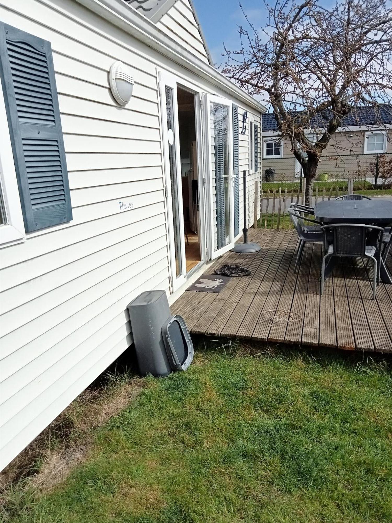 Stacaravan Bredene Met Tuin Nr 2126 Eksteriør bilde